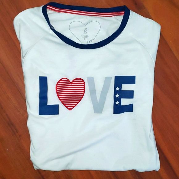 Ellen Degeneres Love Tee - Picture 1 of 7